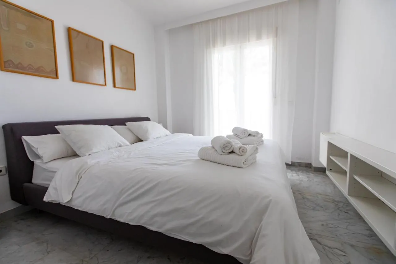 Holiday home Casa 1 Linea De Playa. Villa Marbella