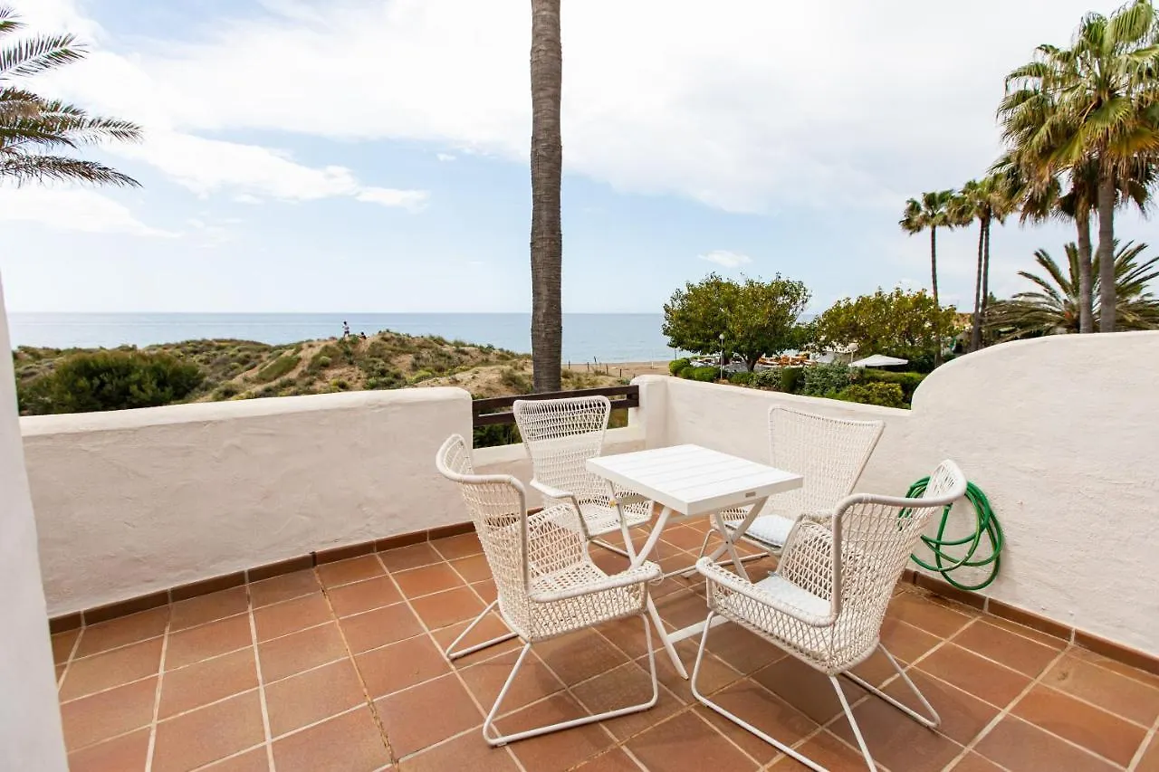 Casa 1 Linea De Playa. Villa Marbella 0*,  Spain