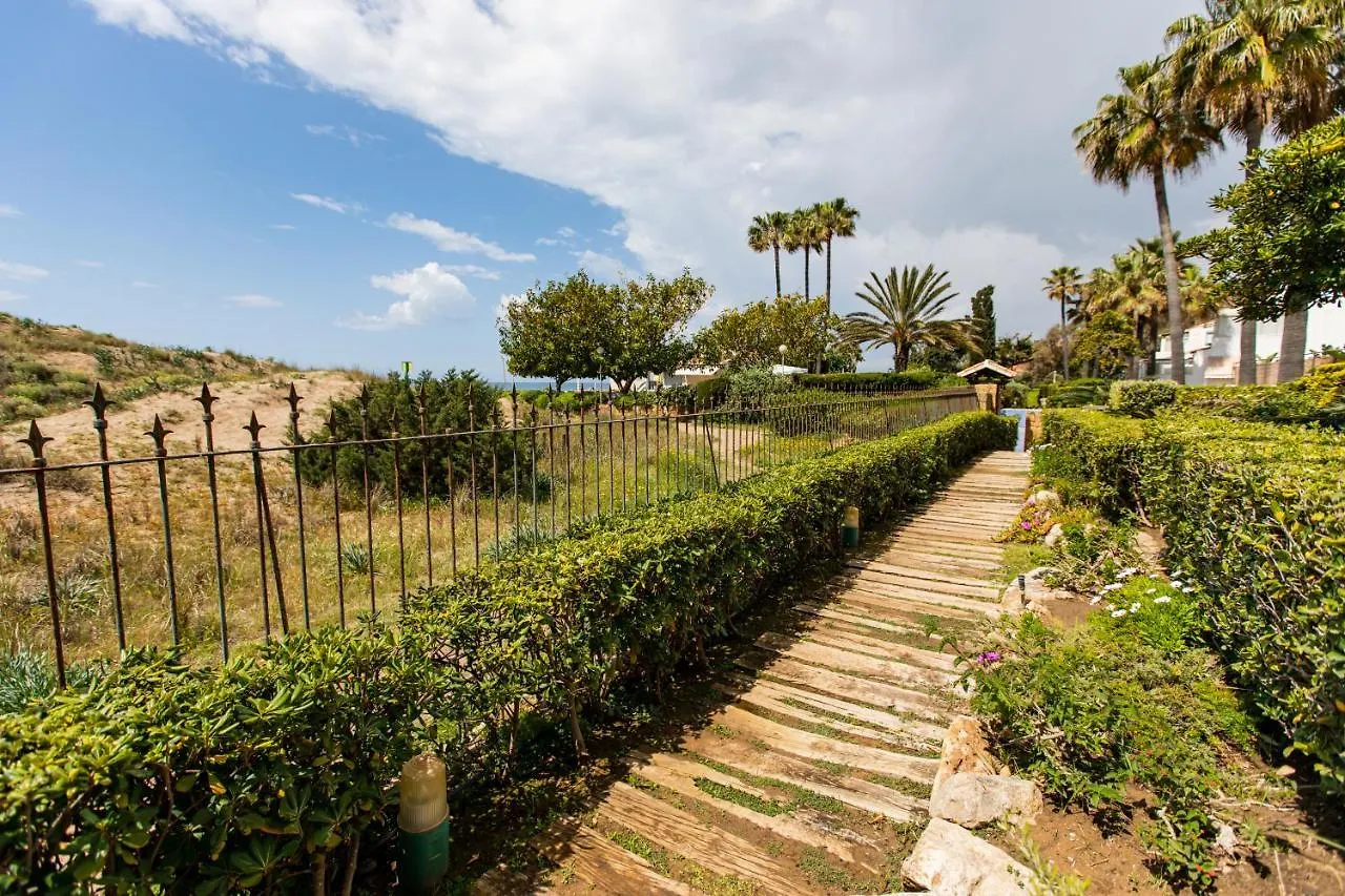 Casa 1 Linea De Playa. Villa Marbella